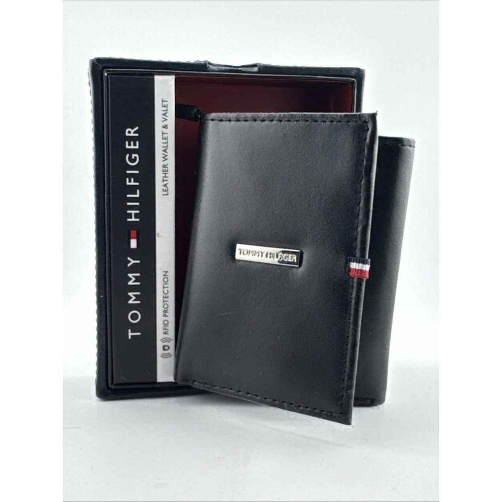 Tommy Hilfiger Black Leather Wallet Valet RFID Protection Box New W/ Tags